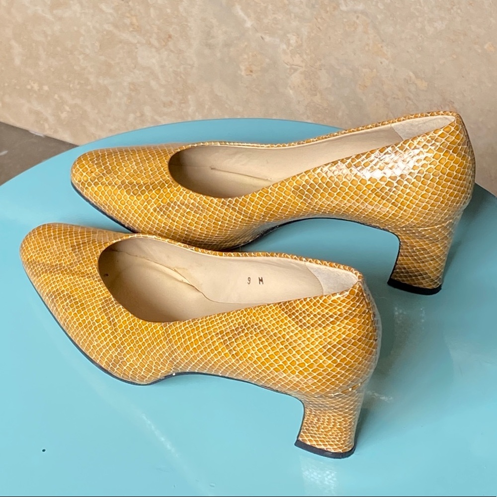 Vintage Etienne Aigner yellow snakeskin heels